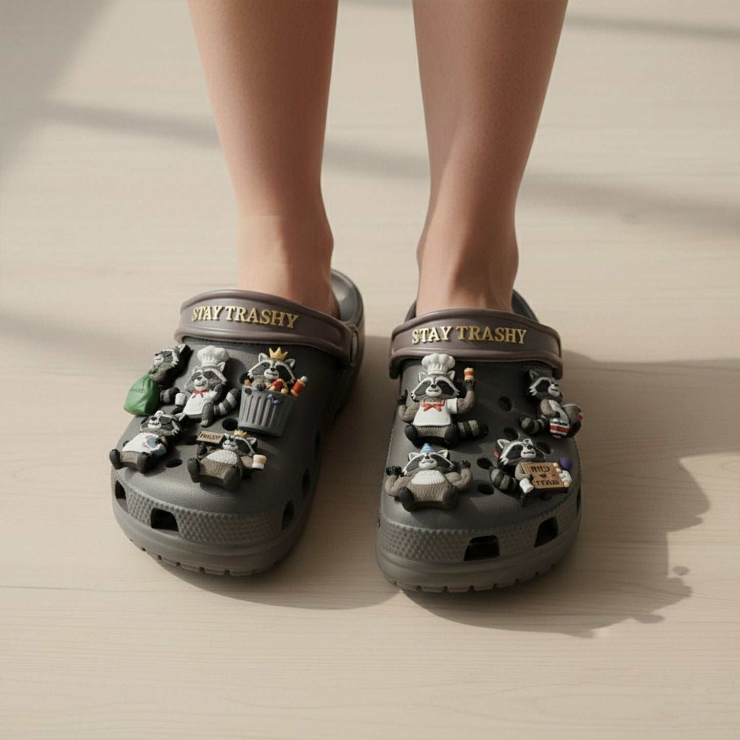 PREMIUM RACCOON CLOGS WITH CHARMS LNTH