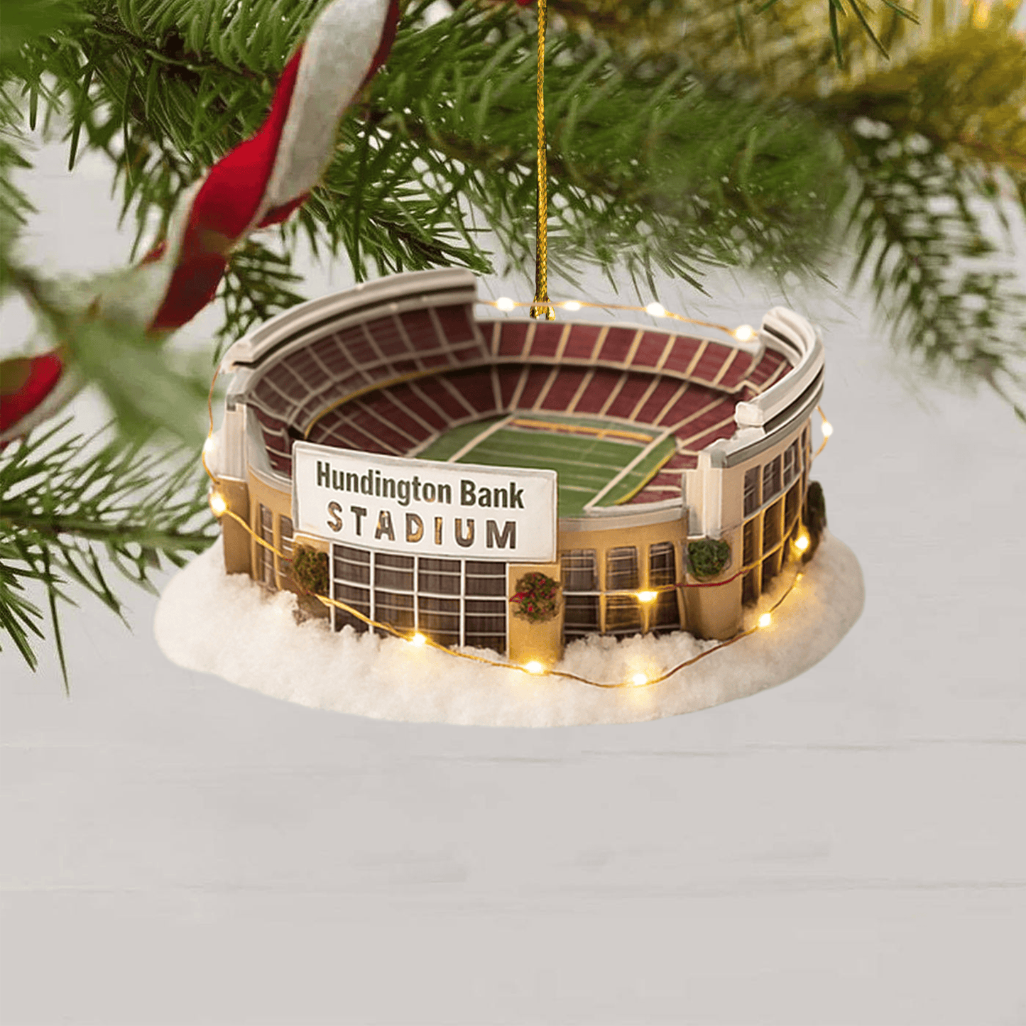 COMBO MGG CHRISTMAS TREE TOPPER WITH ORNAMENT DAT