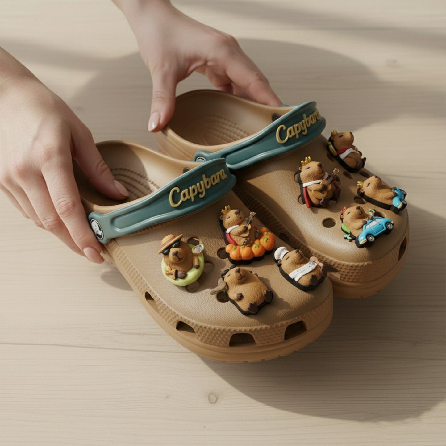 PREMIUM Capybara CLOGS WITH CHARMS LNTH